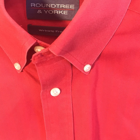 Roundtree & Yorke mens size M red long sleeved dress shirt - Picture 2 of 5